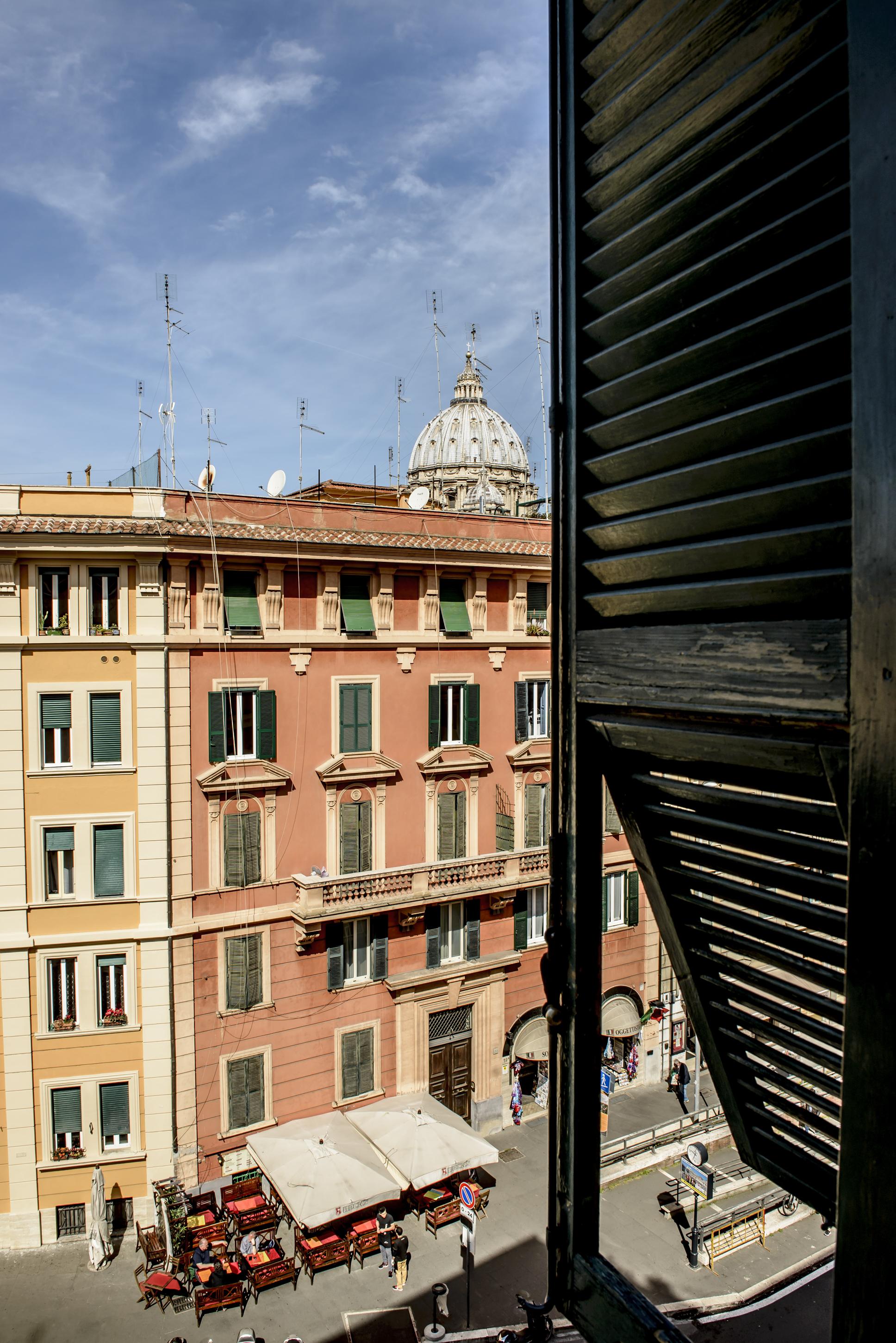 Hotel Emmaus Rome Exterior photo